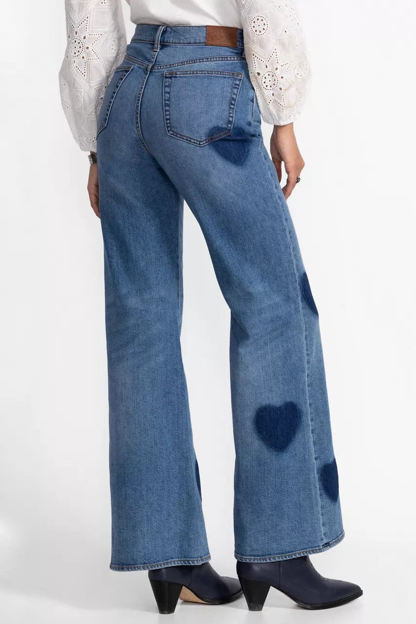 THE STRAIGHT FLARE JEAN
