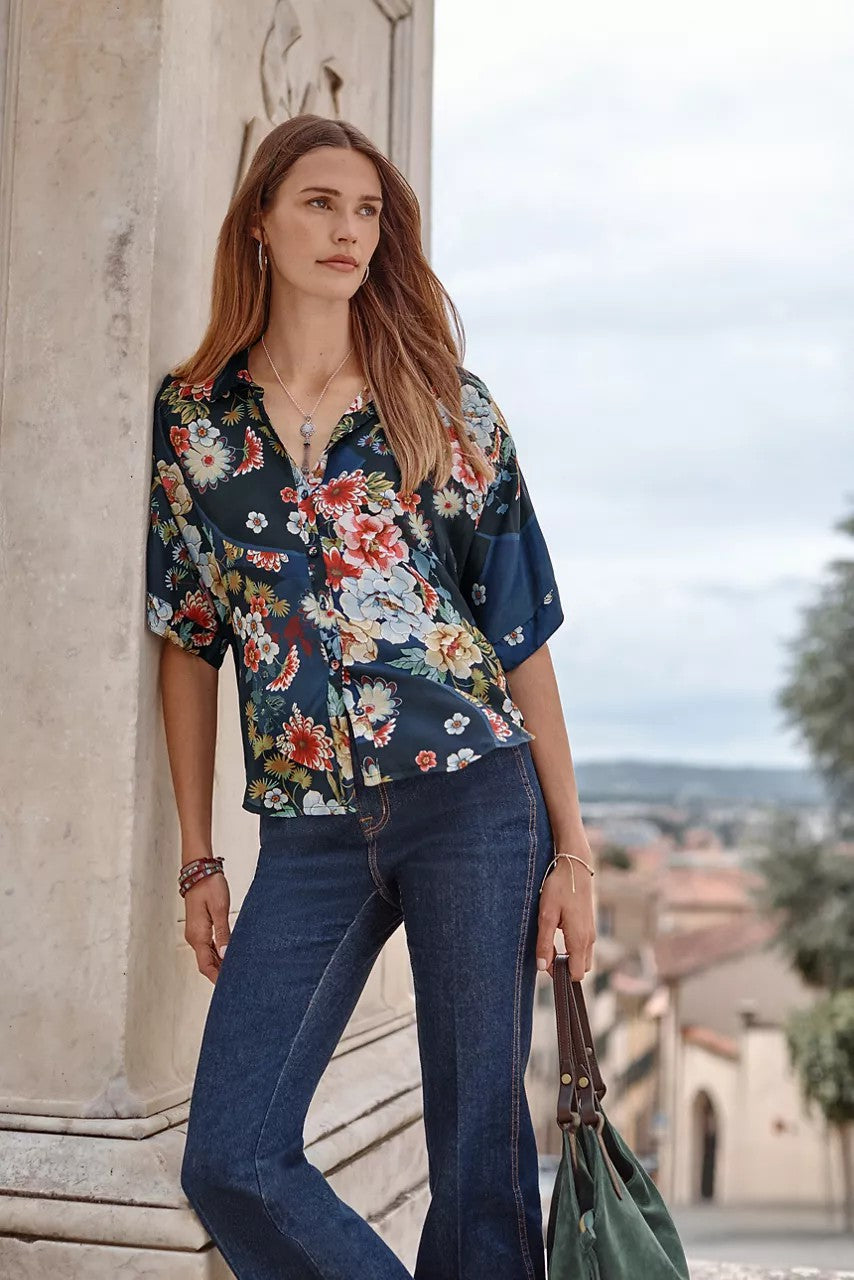 THE AUDREY SHORT SLEEVE SHIRT