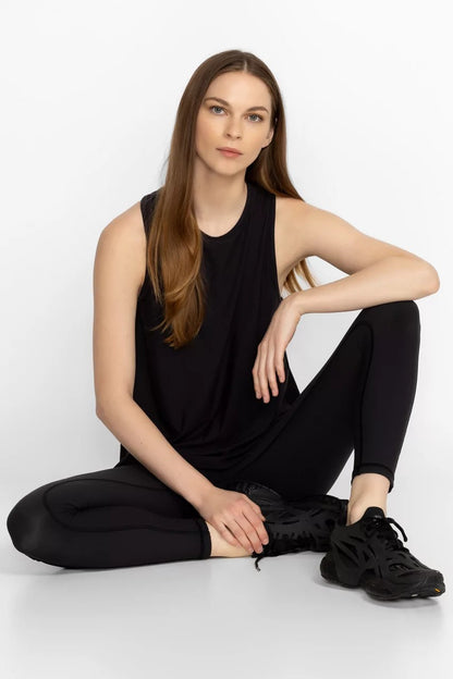 BEE ACTIVE HIGH NECK ACTIVE SWING TANK