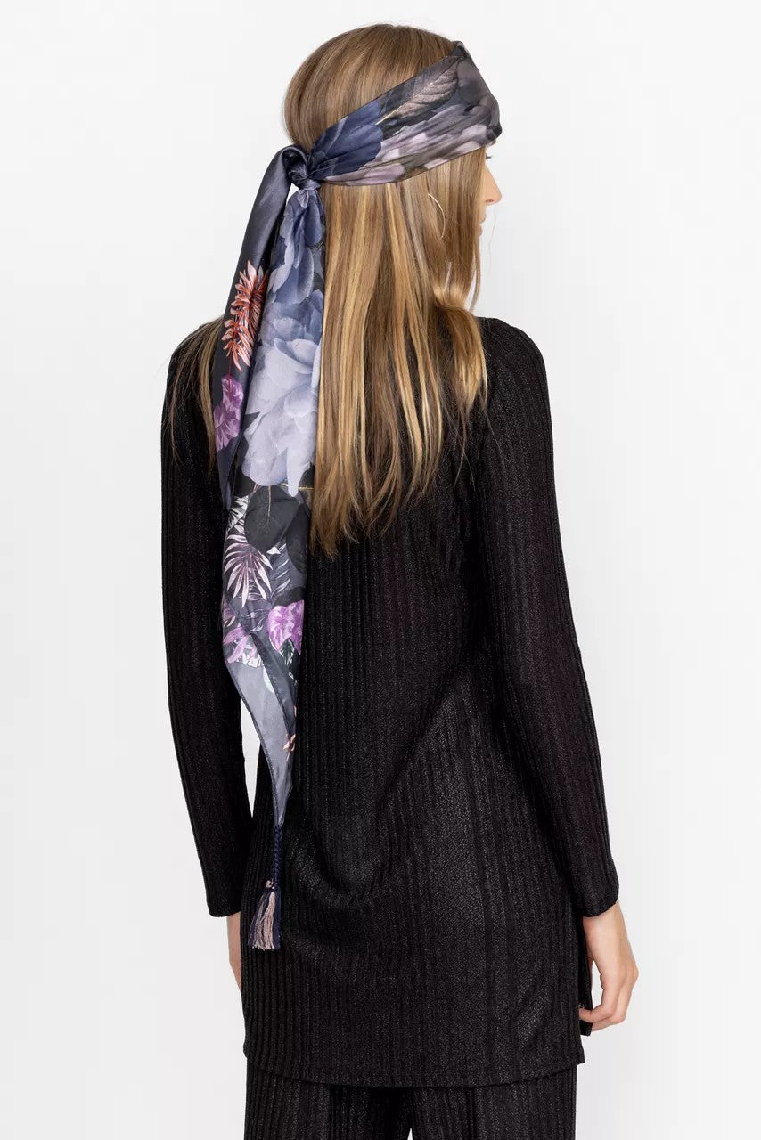 Grey Scarf
