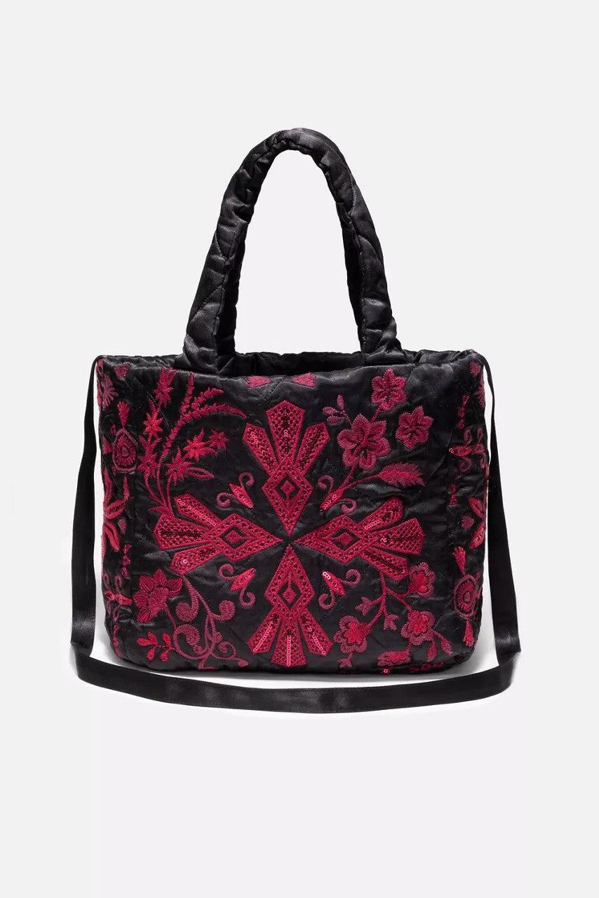 QUILTED TOTE BAG