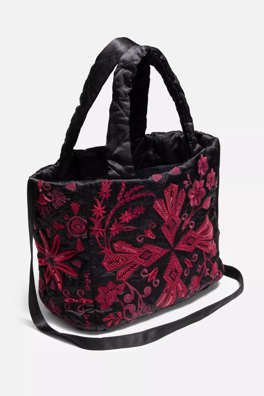 QUILTED TOTE BAG