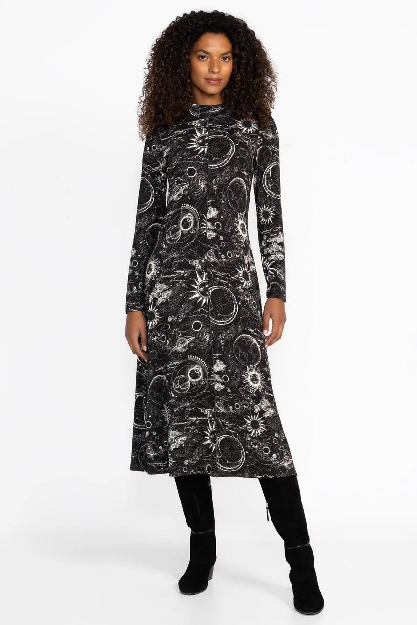 THE JANIE FAVORITE SEAMED MOCK NECK DRESS