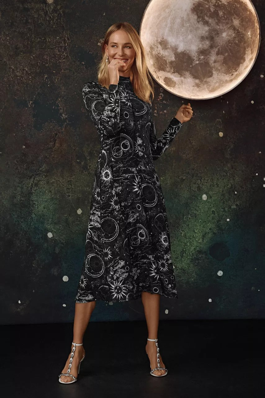THE JANIE FAVORITE SEAMED MOCK NECK DRESS